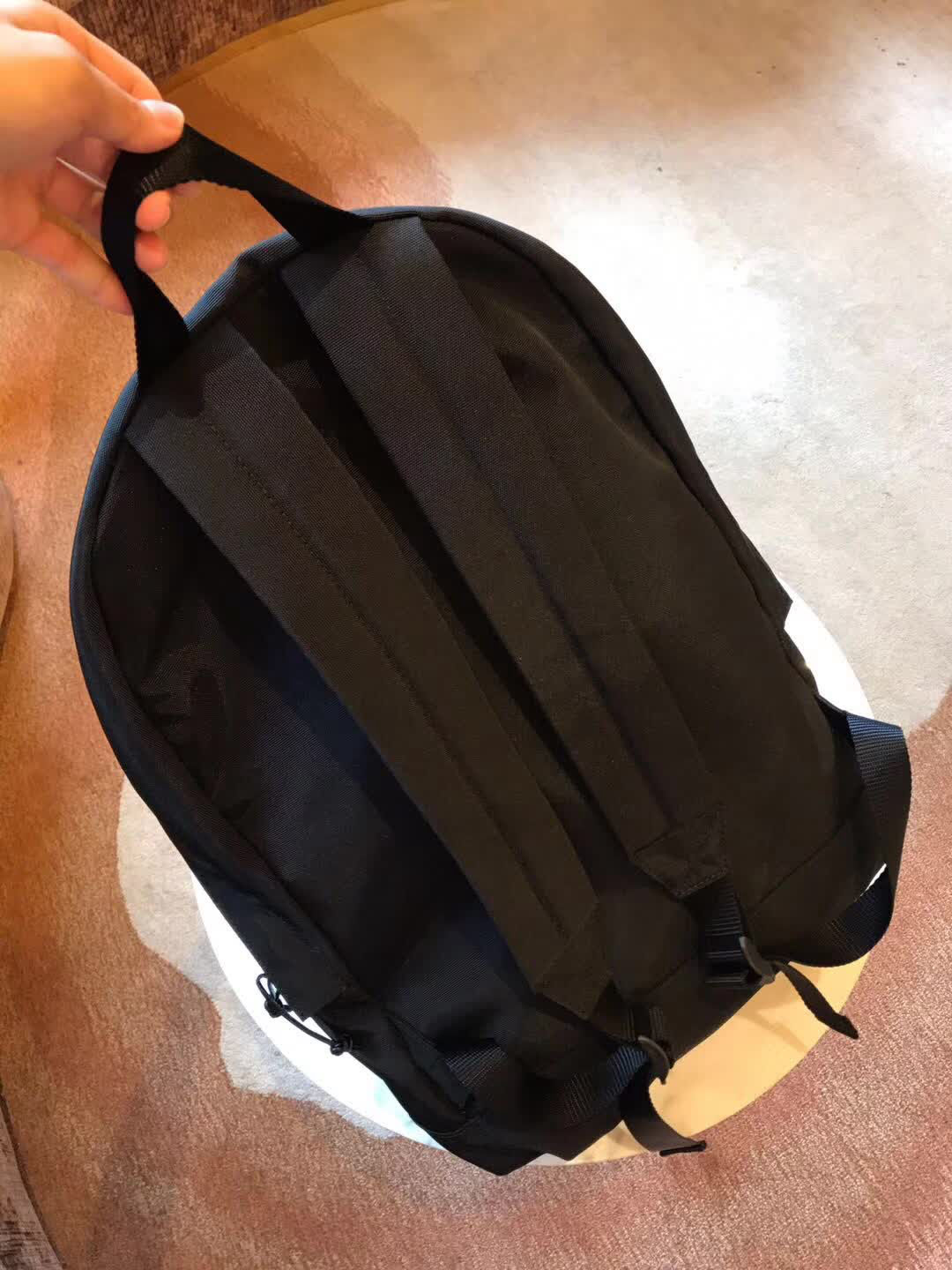 BALENCIAG巴黎世家 休閒款帆布雙肩包  BL1724